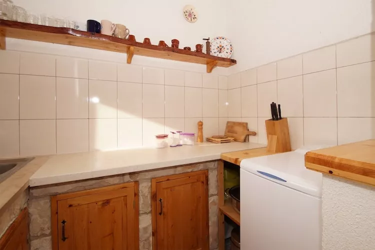 Stone House Mia - Two Bedroom Stone House with Terrace and Sea View-Küche