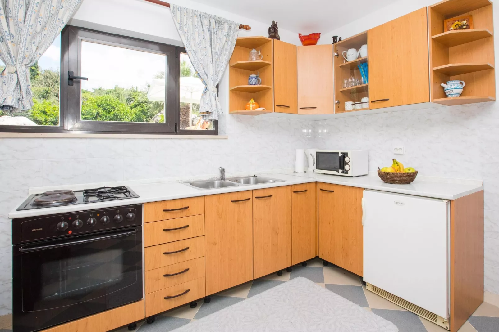 Apartments Vidak - One Bedroom Apartment with Terrace and Pool View - (A3)-Kitchen