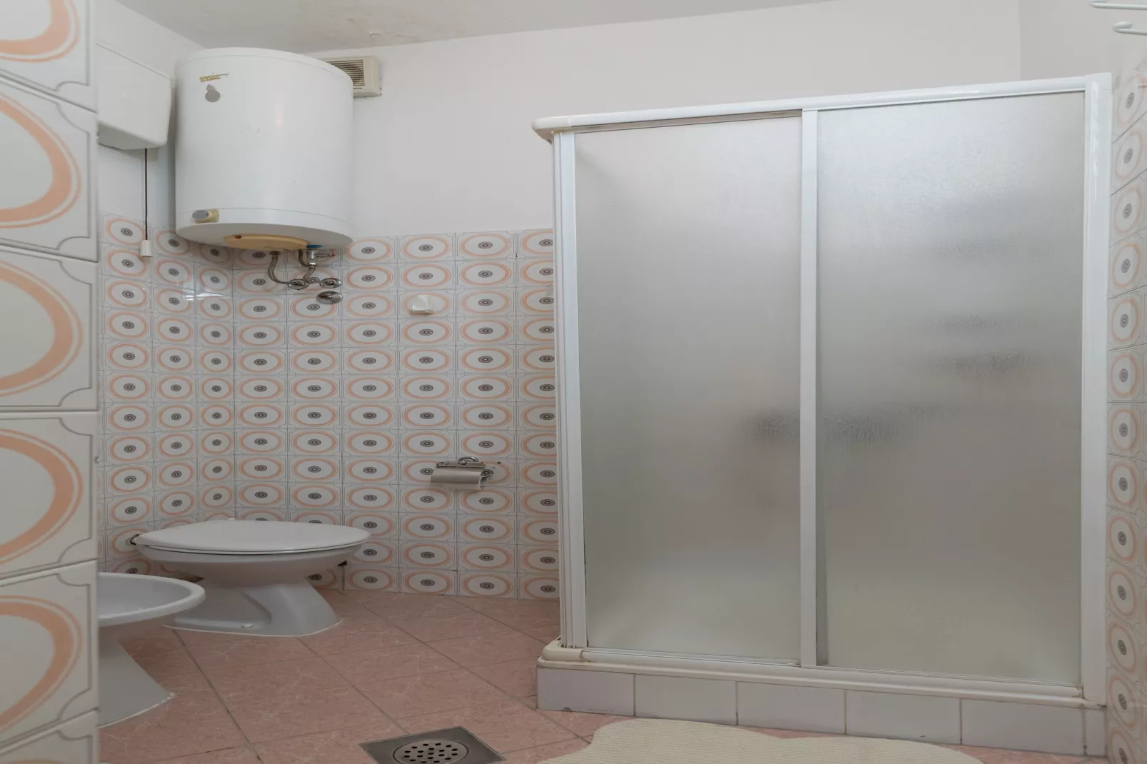 Begović Guest House - Double or Twin Room (Boogie)-Badezimmer