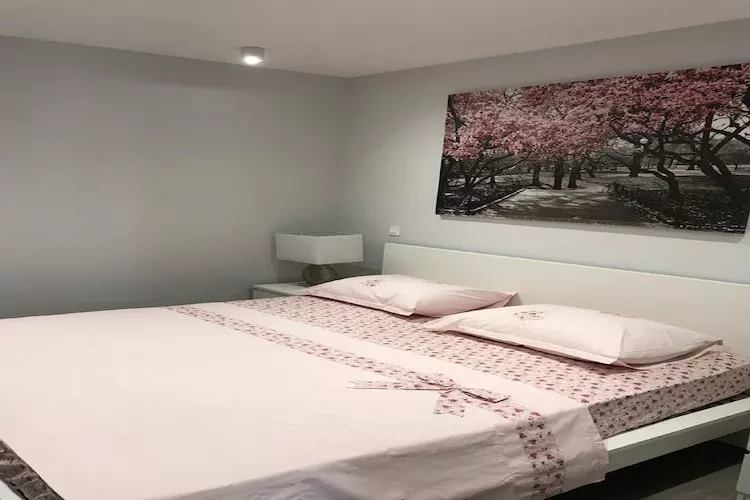 Apartments Korčula - One Bedroom Apartment with Terrace and Sea View-Schlafzimmer