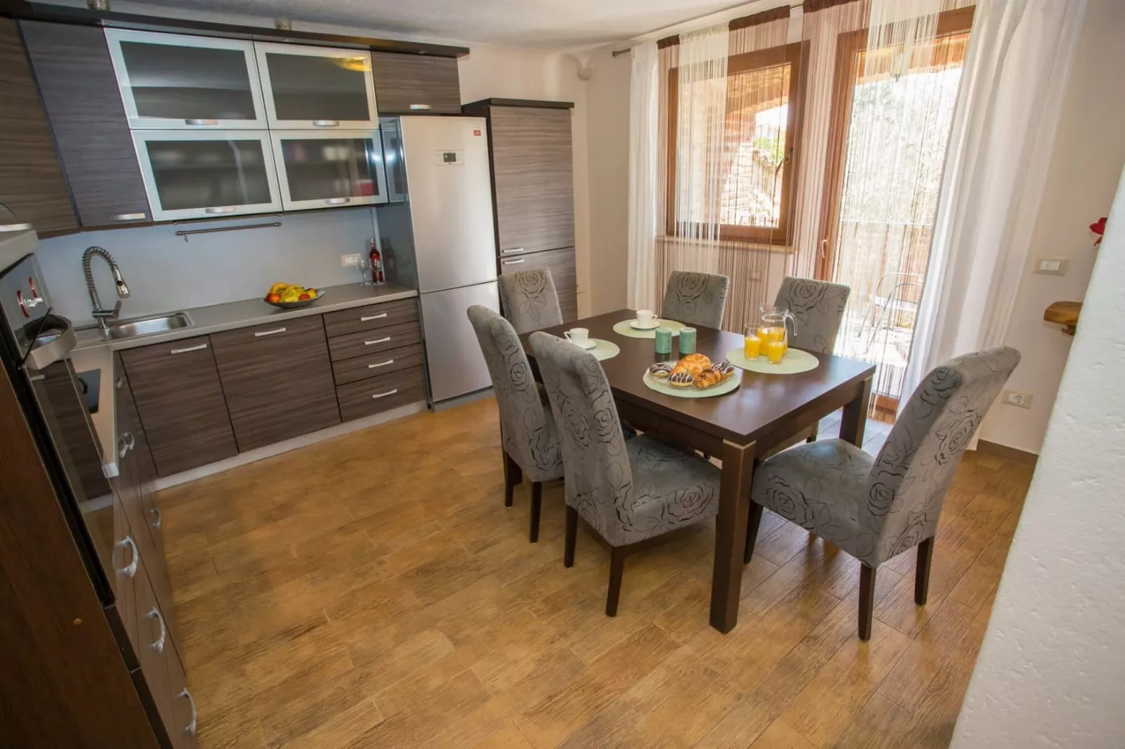 Apartments Andre Poreč - Two Bedroom Apartment with Terrace and Pool (Andre)-Esszimmer