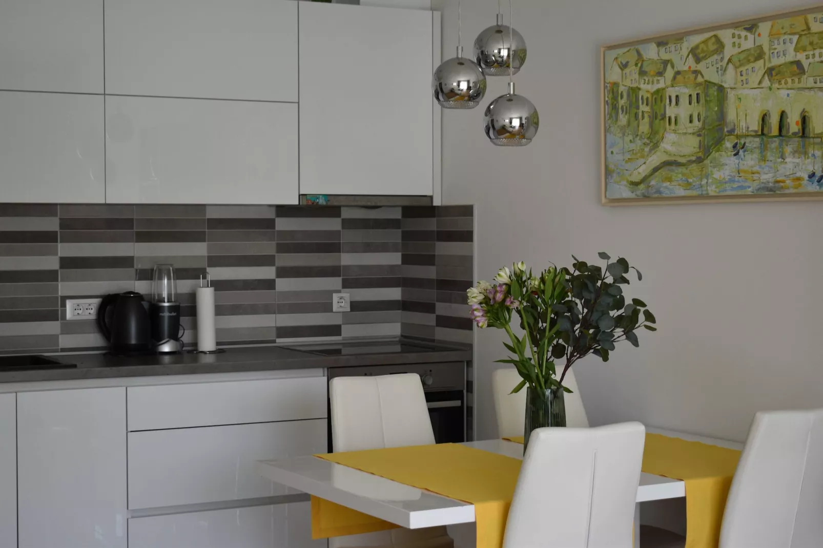 Apartment Vapor - Two Bedroom Apartment with Balcony-Kitchen