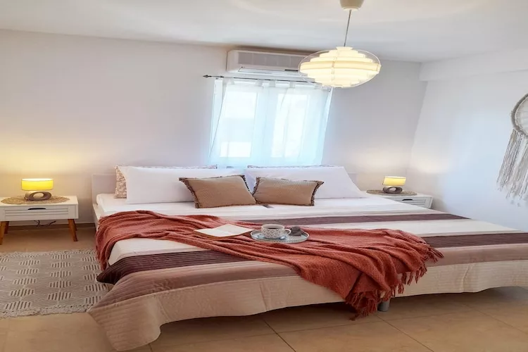 Apartment Sunflower -  Two bedroom apartment with Terrace and Sea View-Chambre