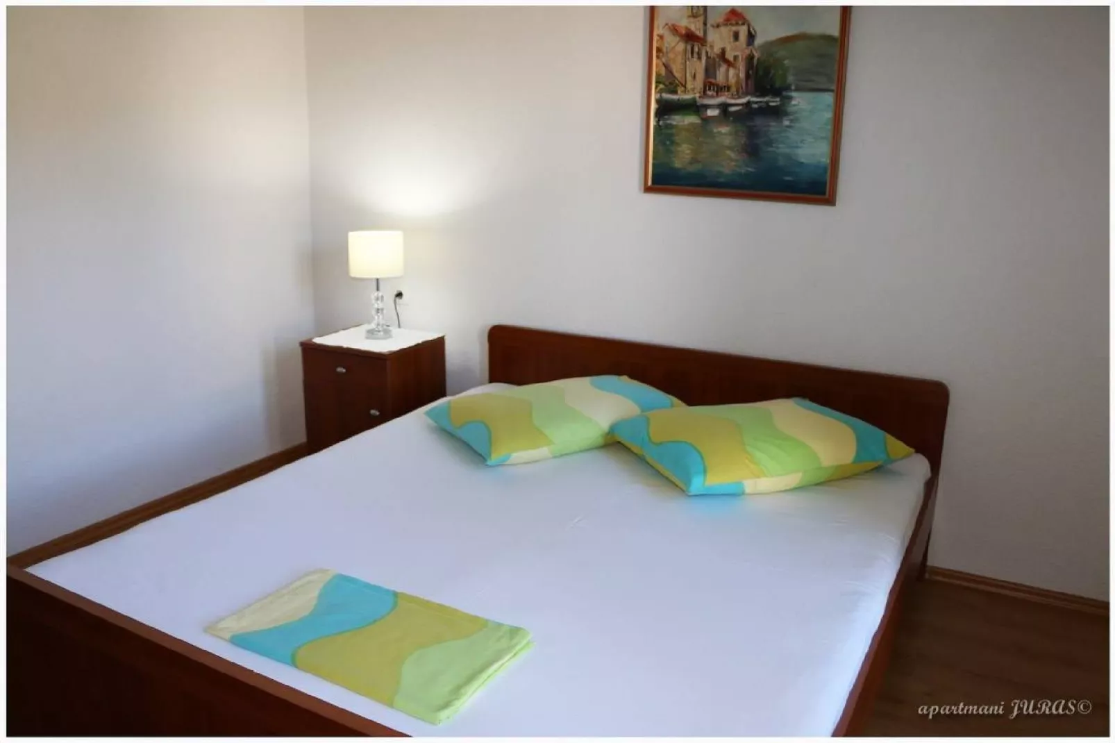 Apartments Juras - Two Bedroom Apartment with Terrace and sea view (Antonio)-Chambre