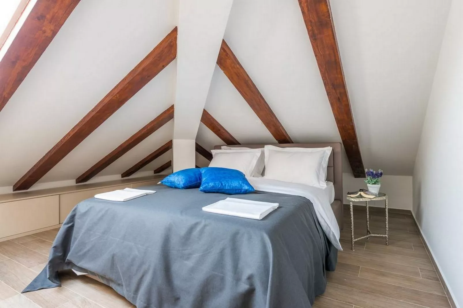 Apartments Arla Exclusive - Premium One Bedroom Apartment with Balcony-Bedroom