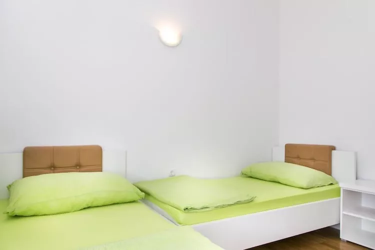 Apartments Kula - Three Bedroom Apartment with Balcony and Sea View-B5-Bedroom