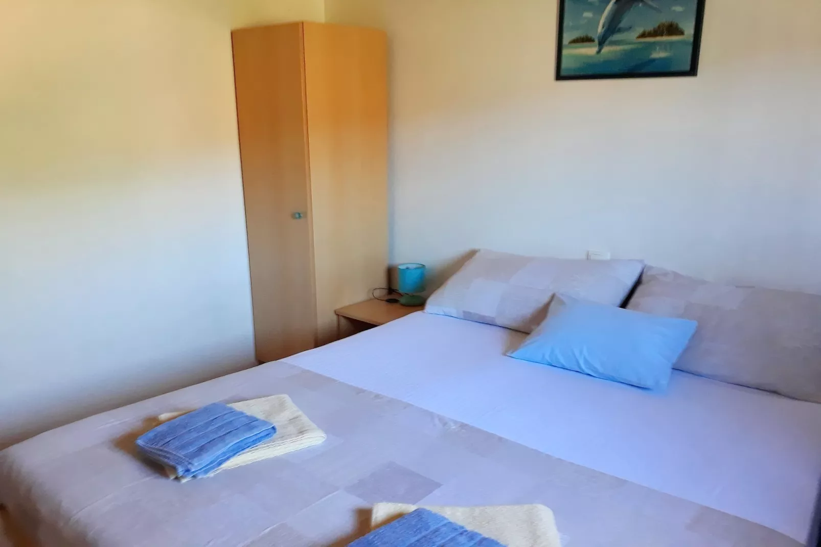 Stone House Oreb - Two Bedroom Holiday Home with Sea View-Bedroom
