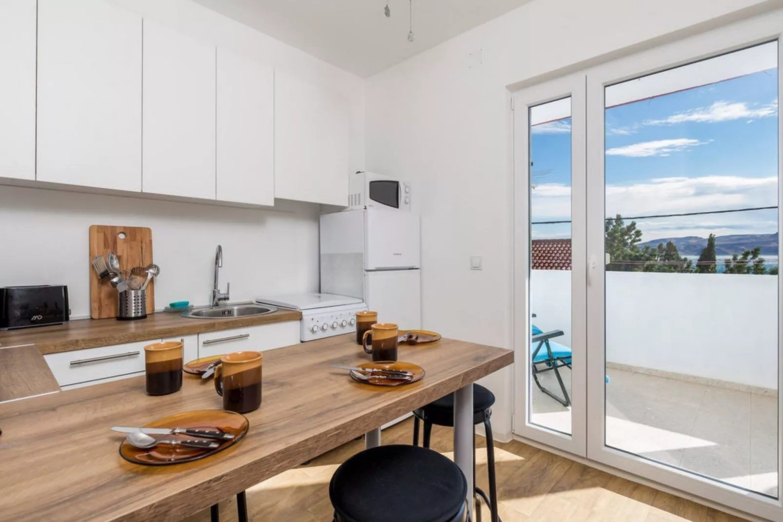 Apartments Sun 4 You - Two Bedroom Apartment with Balcony and Sea View (Apartment 2)-Kitchen