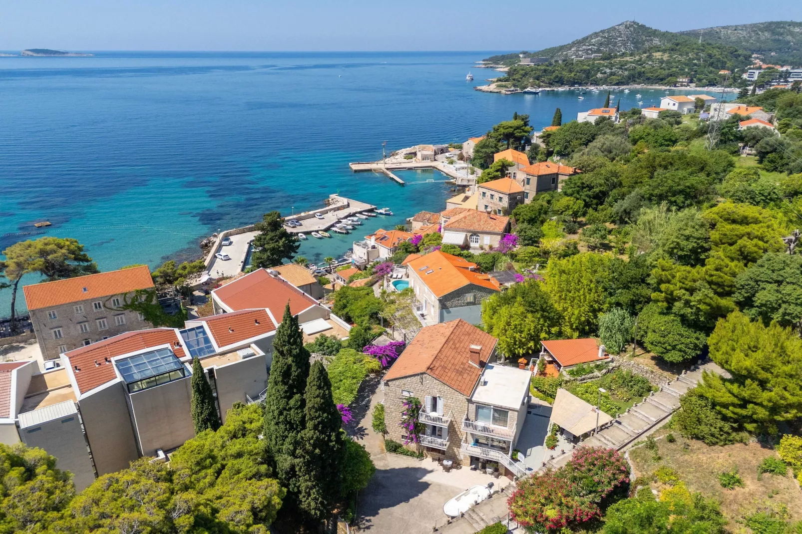 Rooms Tupina by Paulina - Superior Double Room with Balcony and Sea View (Room 2)-Ambiance