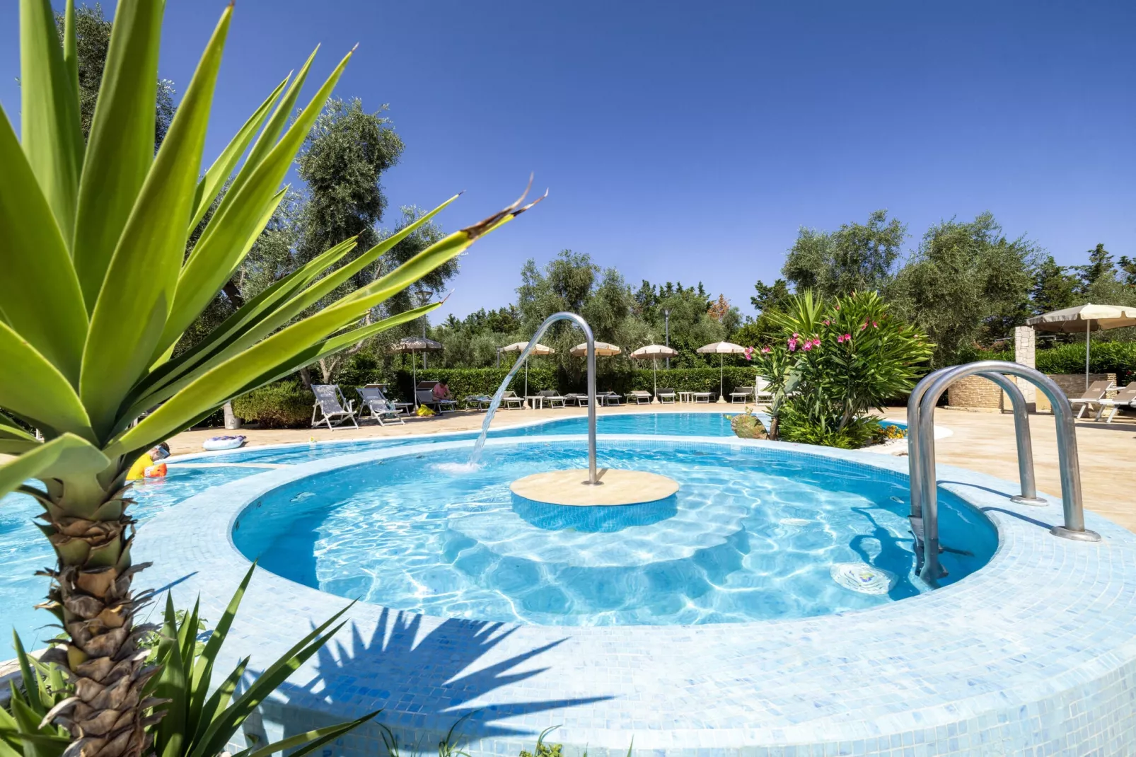 I Tesori del Sud - App 3-roomed - 4 pax ground floor-Piscine