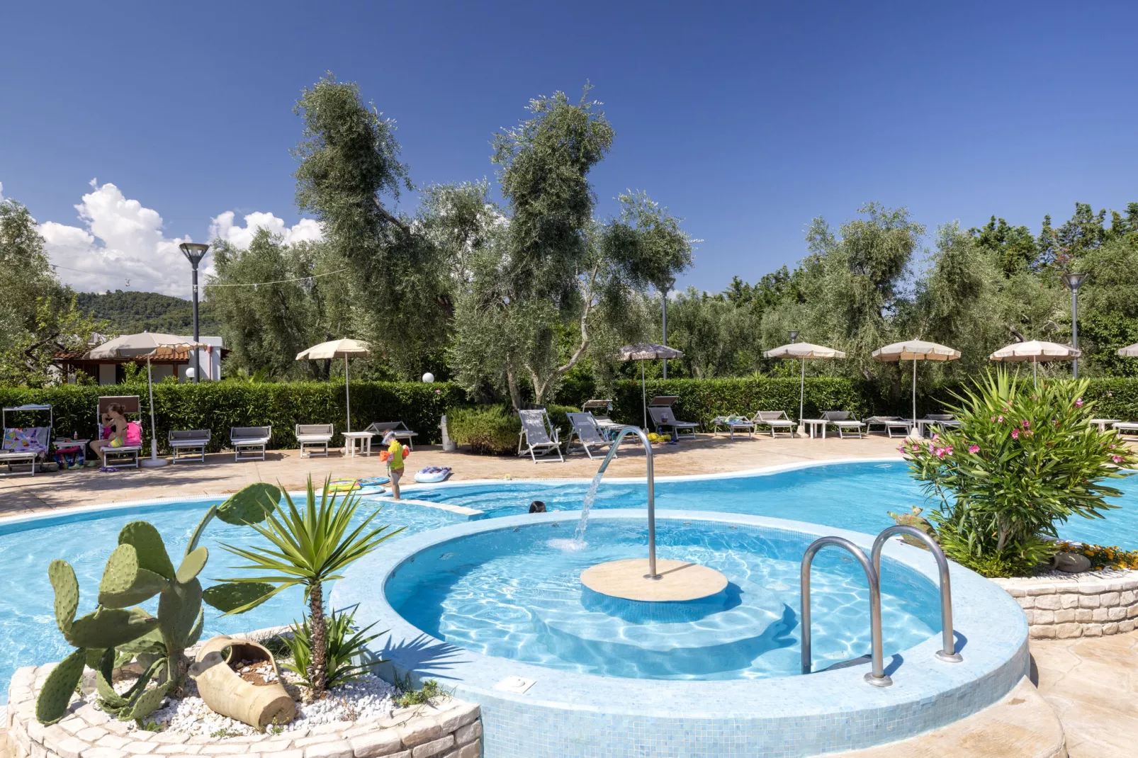I Tesori del Sud - App 3-roomed - 4 pax ground floor-Piscine