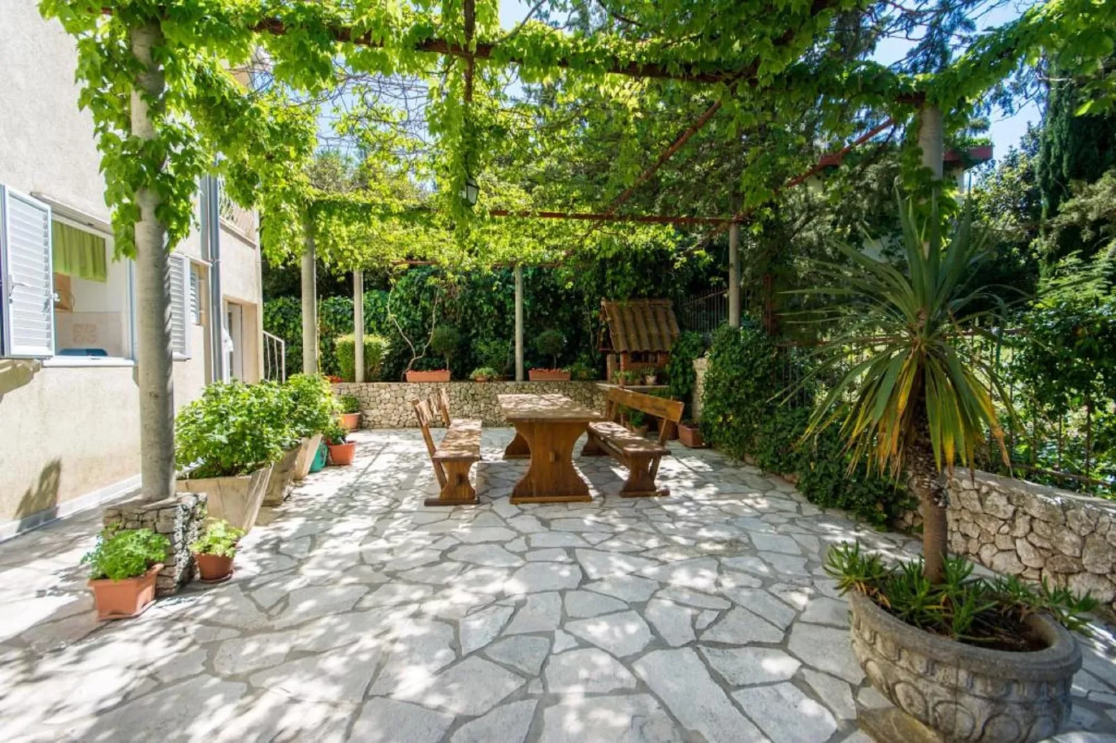 Apartments & Rooms Jokovic-Standard Double Room with Terrace and Partial Sea View (SOBA 5)-Terrasse