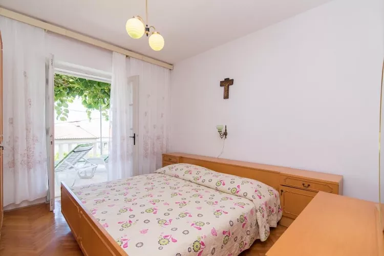 Apartment Vrandecic - Two Bedroom Apartment with Garden Terrace (Žarka) (ST)-Schlafzimmer
