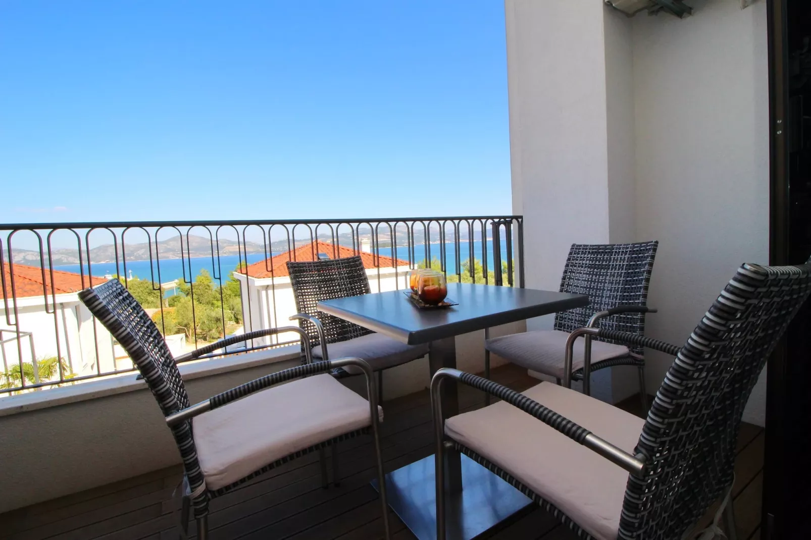 Apartments Kula - Comfort One Bedroom Apartment with Balcony and Sea View-A4-Terrace balcony