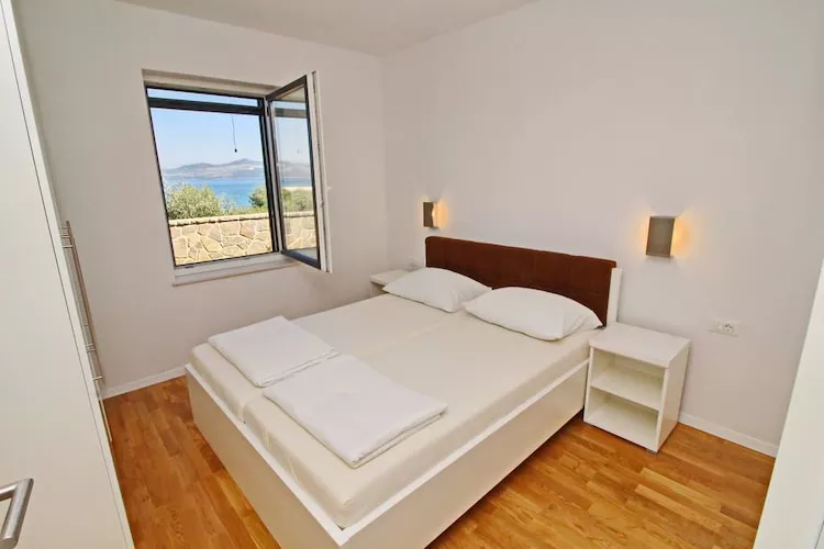 Apartments Kula - Two Bedroom Apartment with Terrace and Sea View C4 - Schlafzimmer