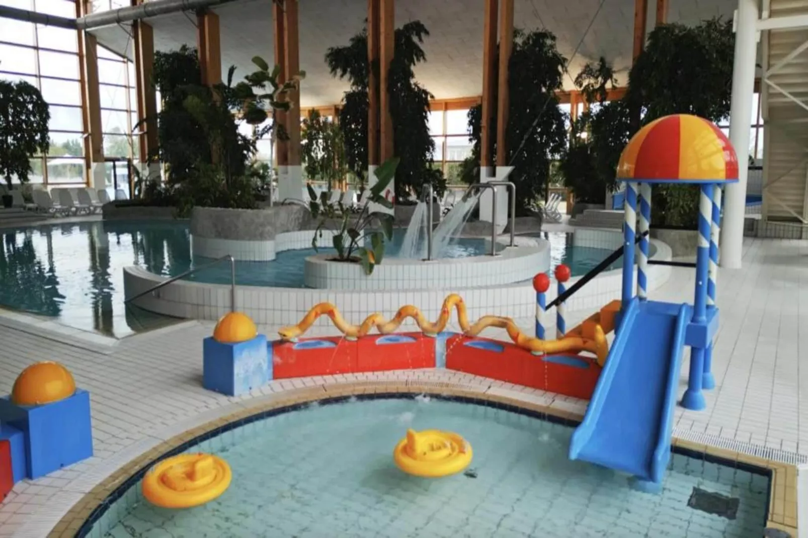 Rugen 1 Bedroom Apartment-Schwimmbad