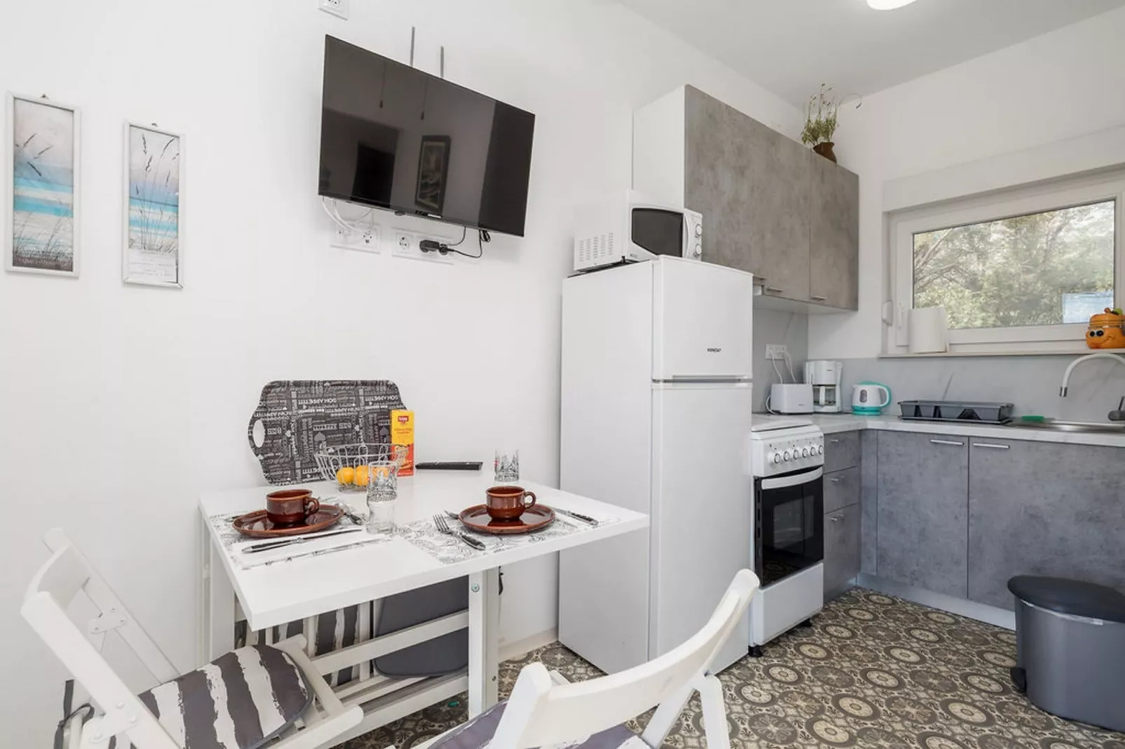 Apartments Sun 4 You - One Bedroom Apartment with Terrace and Sea View (Apartment 1) - Küche
