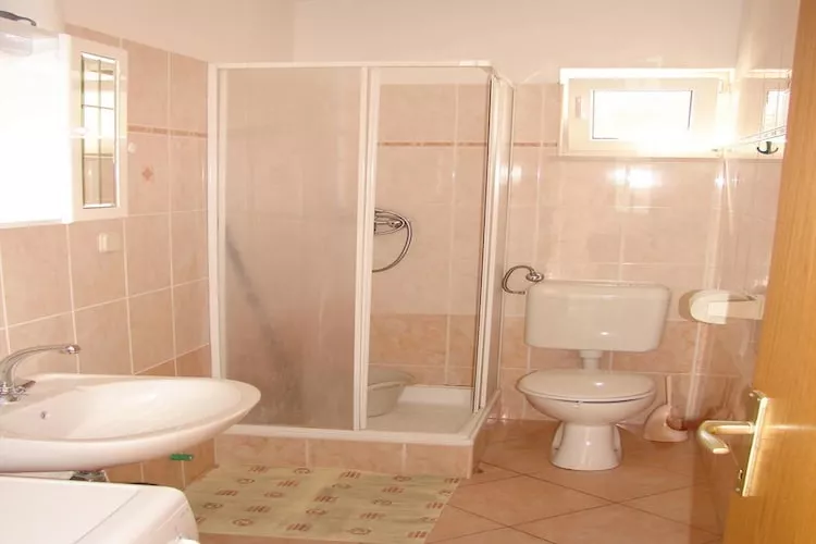 Apartments Magda - Two Bedroom Apartment with Balcony and Sea View(A3) - (ST)-Bathroom