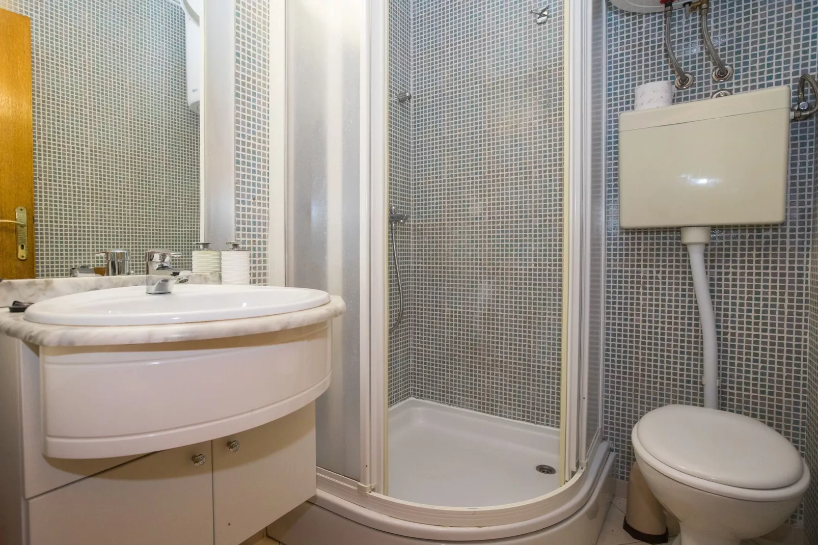 Apartments Vidak - Studio Apartment with Terrace and Sea View - (A2)-Bathroom