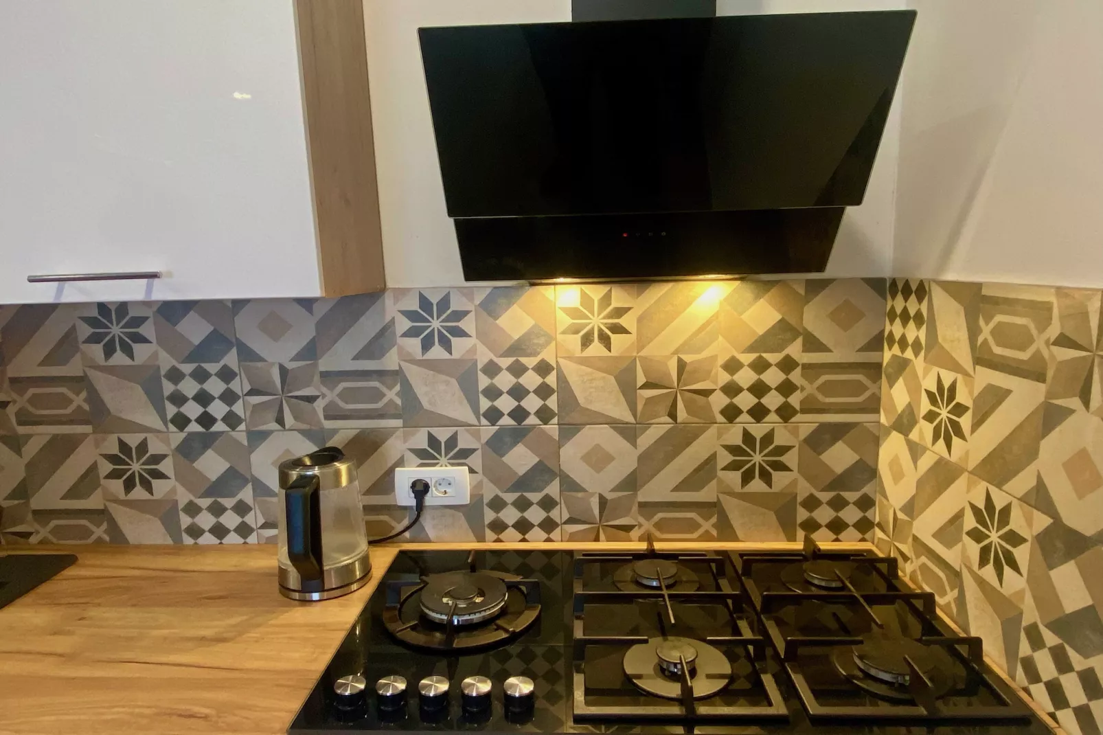 VERT Apartment - Two Bedroom Apartment with Terrace-Kitchen