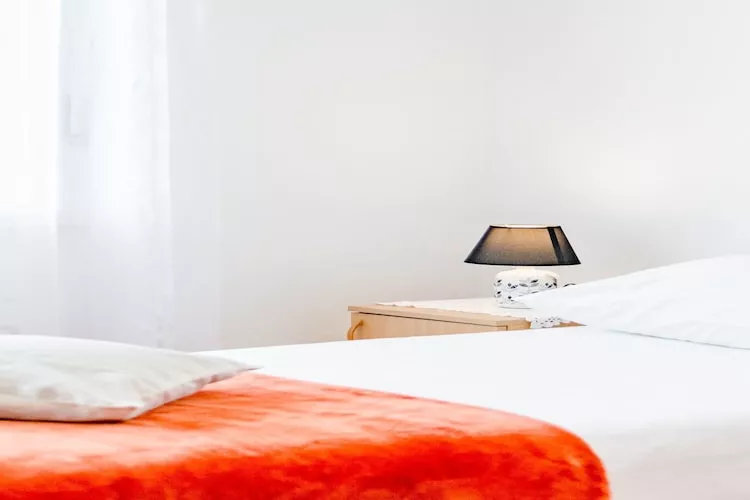 Apartment Marko (ST) - Three Bedroom Apartment with Balcony and Garden View-Bedroom