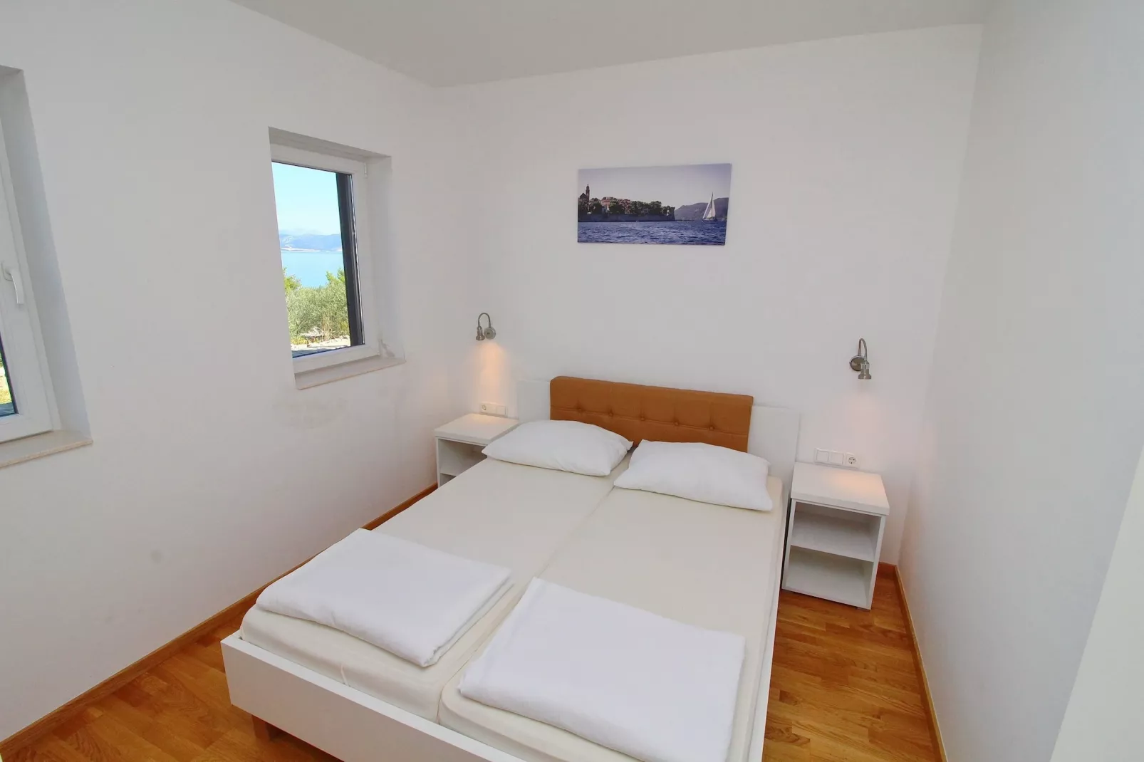 Apartments Kula - One-Bedroom Apartment with Terrace and Sea View-B2-Bedroom