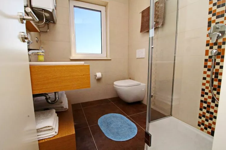 Apartments Kula - Three Bedroom Apartment with Terrace and Sea View C5 - Badezimmer