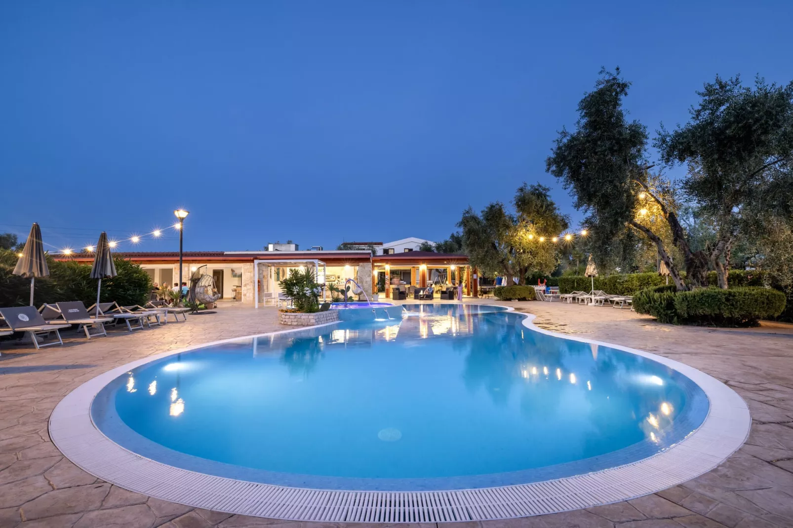 poolofhouse