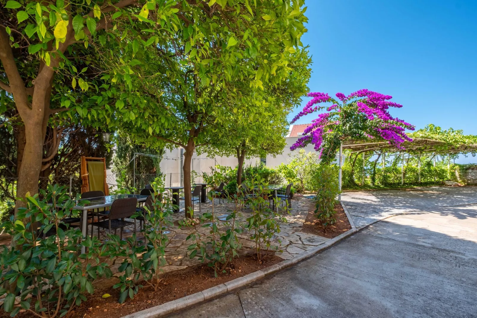 Rooms Tupina by Paulina - Superior Double Room with Balcony and Sea View (Room 2)-Ambiance