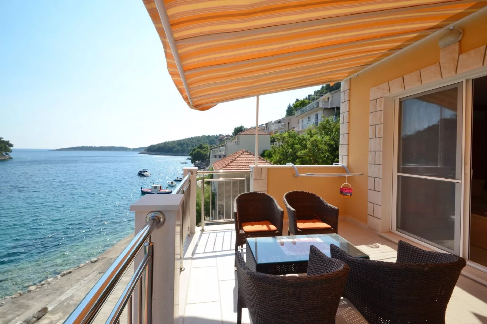 Apartments Korčula - Two Bedroom Apartment with Terrace and Sea View (Coral)