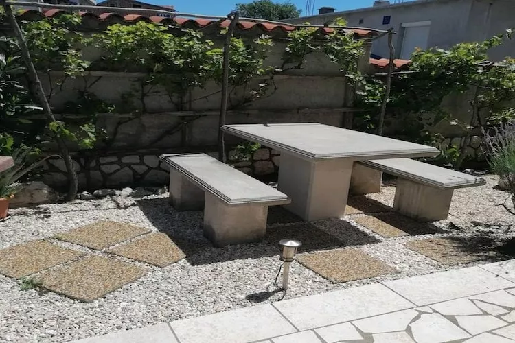 House Panorama - One Bedroom Apartment with Balcony and Sea View (Panorama blick)-équipements