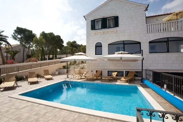 Apartments Villa Grlica - Comfort One Bedroom Apartment With Terrace and Garden View (A3)-Piscine