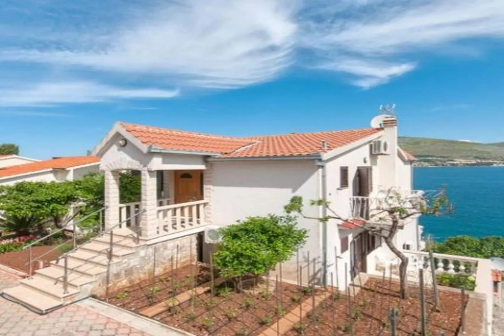 Apartments Marko - Three Bedroom Apartment with Terrace and Sea View (A6)-Extérieur