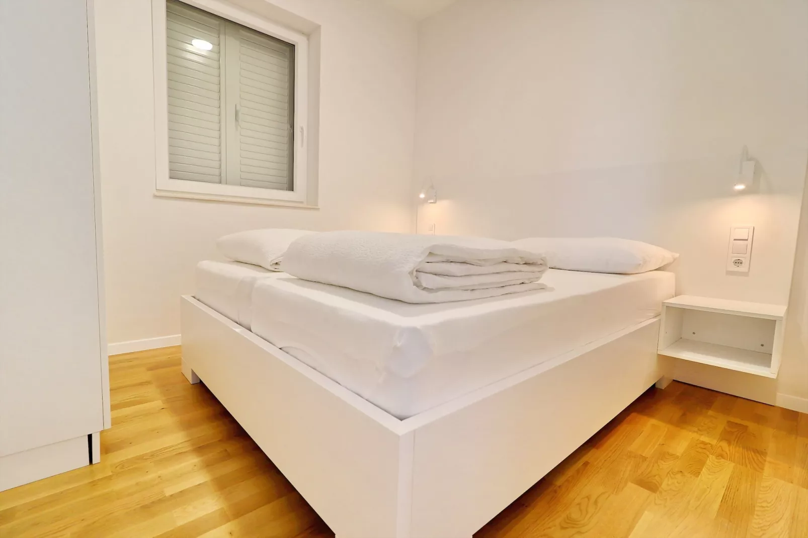 Villa E & D  - Four Bedroom Villa with Pool and Patio - Villa D-Schlafzimmer