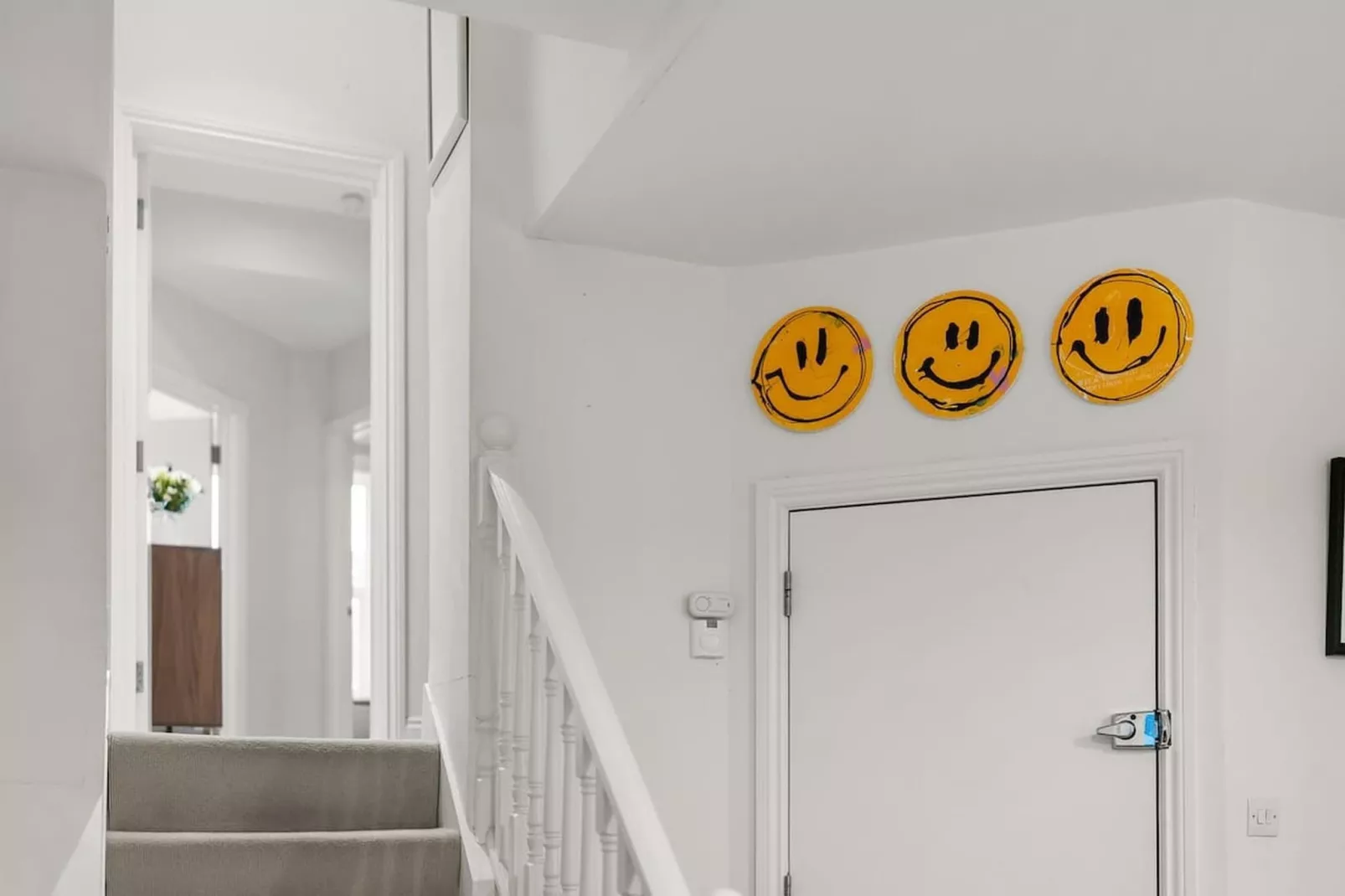 SW6 Fulham Palace Rd-Landing