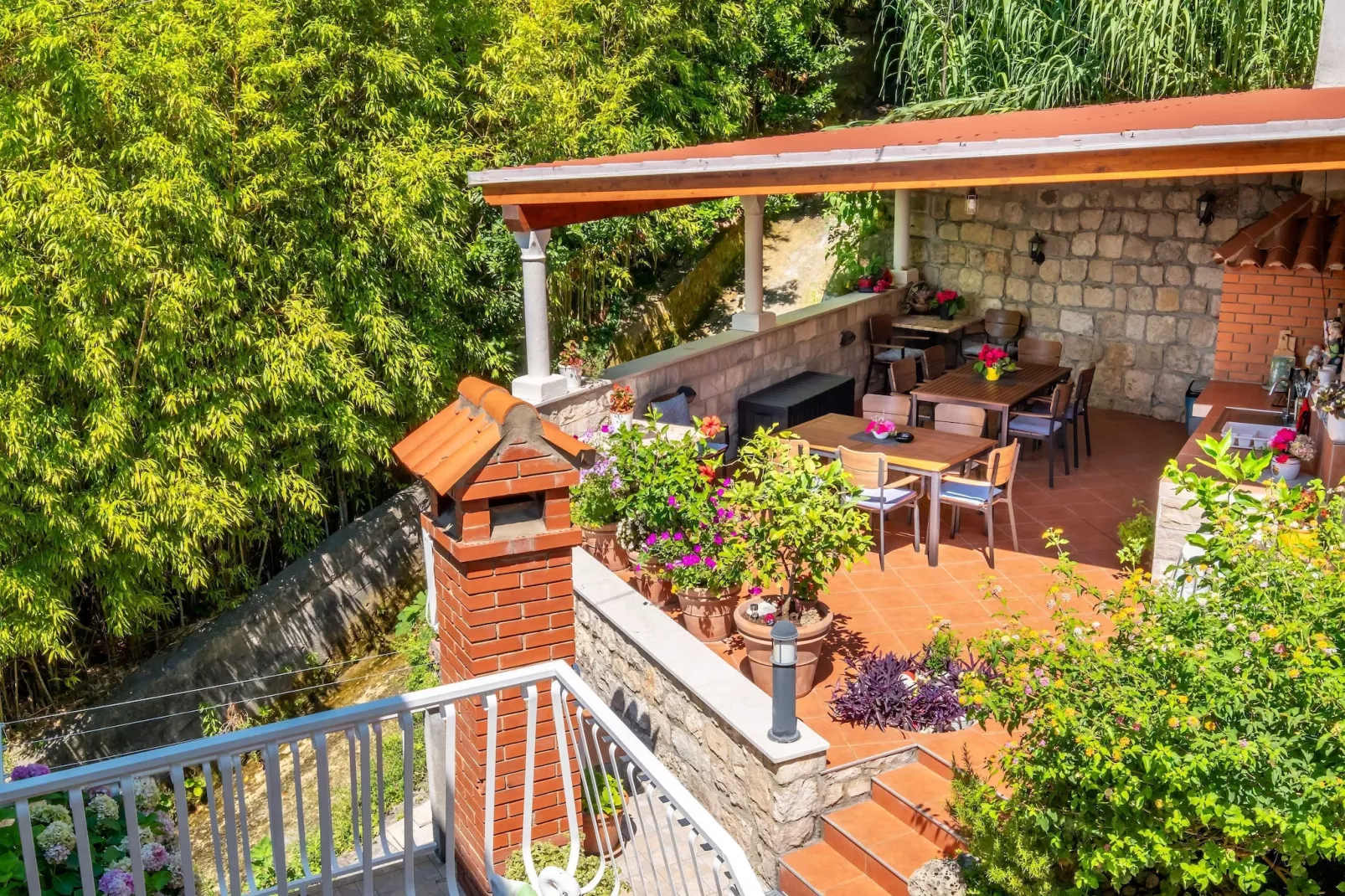 Rooms Tupina by Paulina - Comfort Double Room with Balcony and Sea View (Room 1)-Ambiance