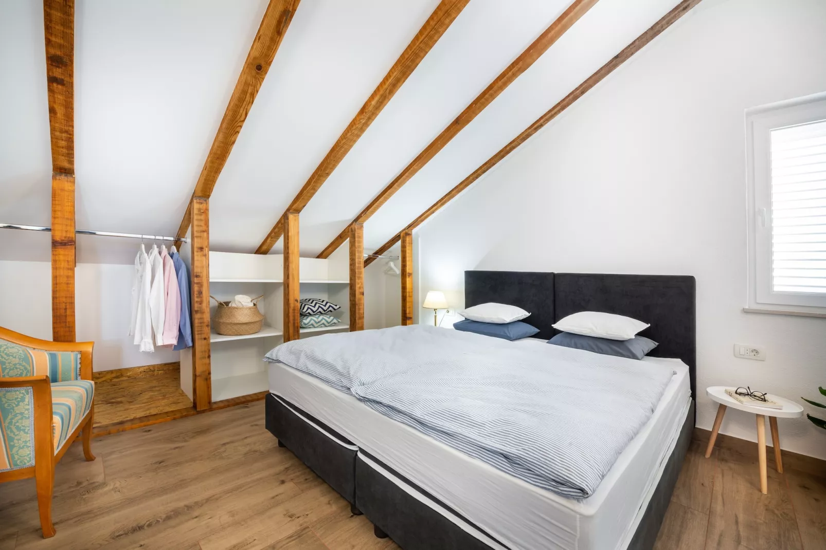 Apartments Terra - One Bedroom Apartment with Balcony and Garden View (MALI)-Bedroom