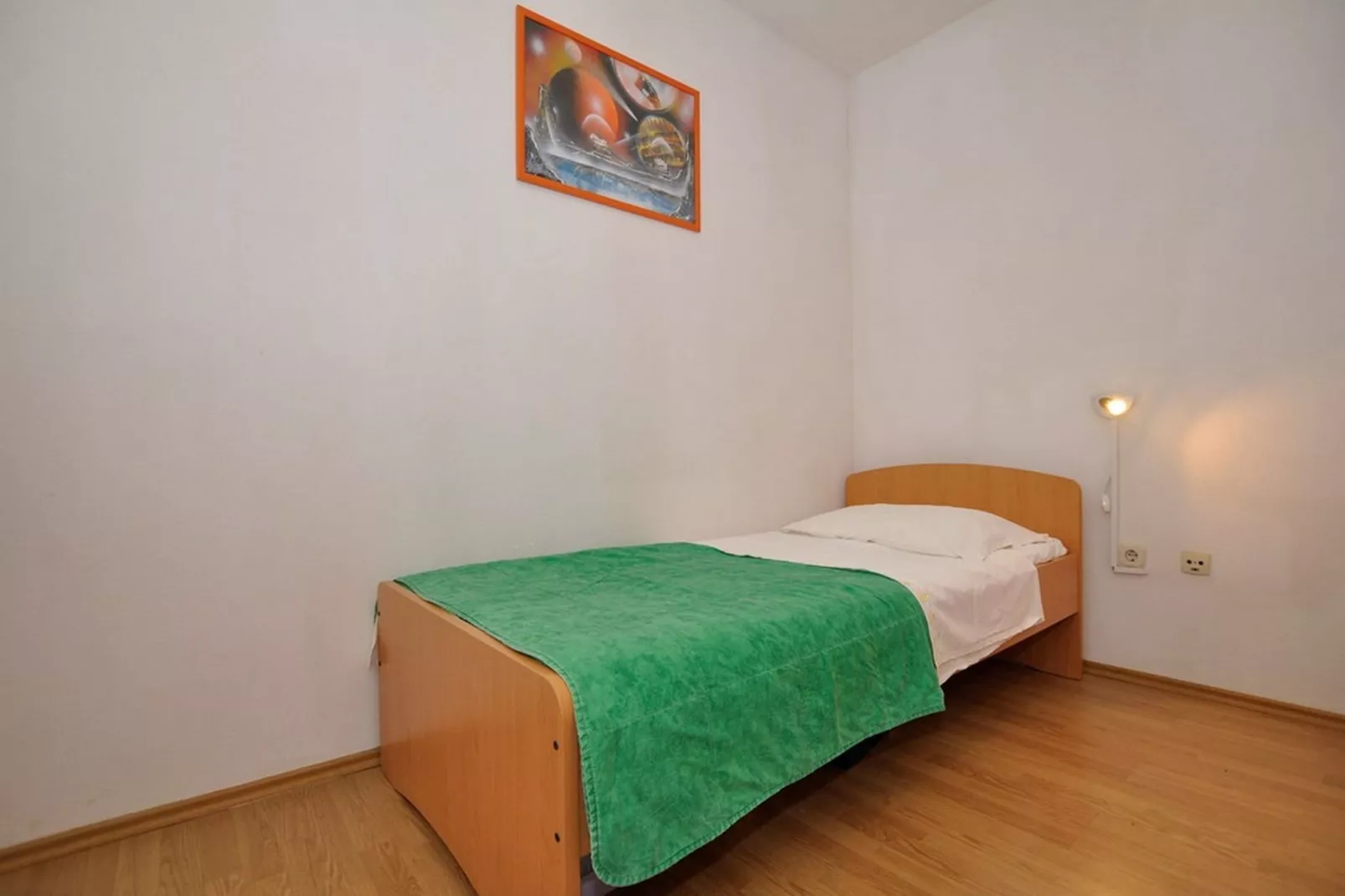 Apartments Seagull - Comfort Two Bedroom Apartment with Sea View Balcony (Tonko)-Chambre