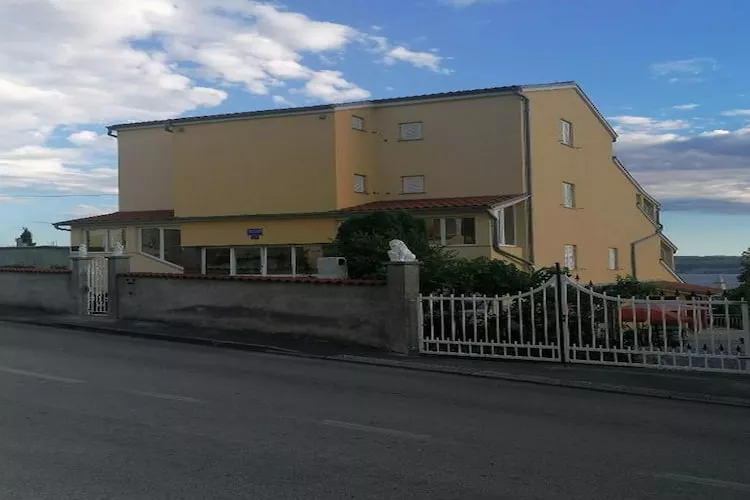 House Panorama - Studio Apartment (Studio)-Im Freien