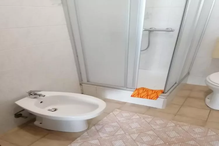 House Panorama - One Bedroom Apartment with Terrace and Sea View (Cezar)-Salle de bain