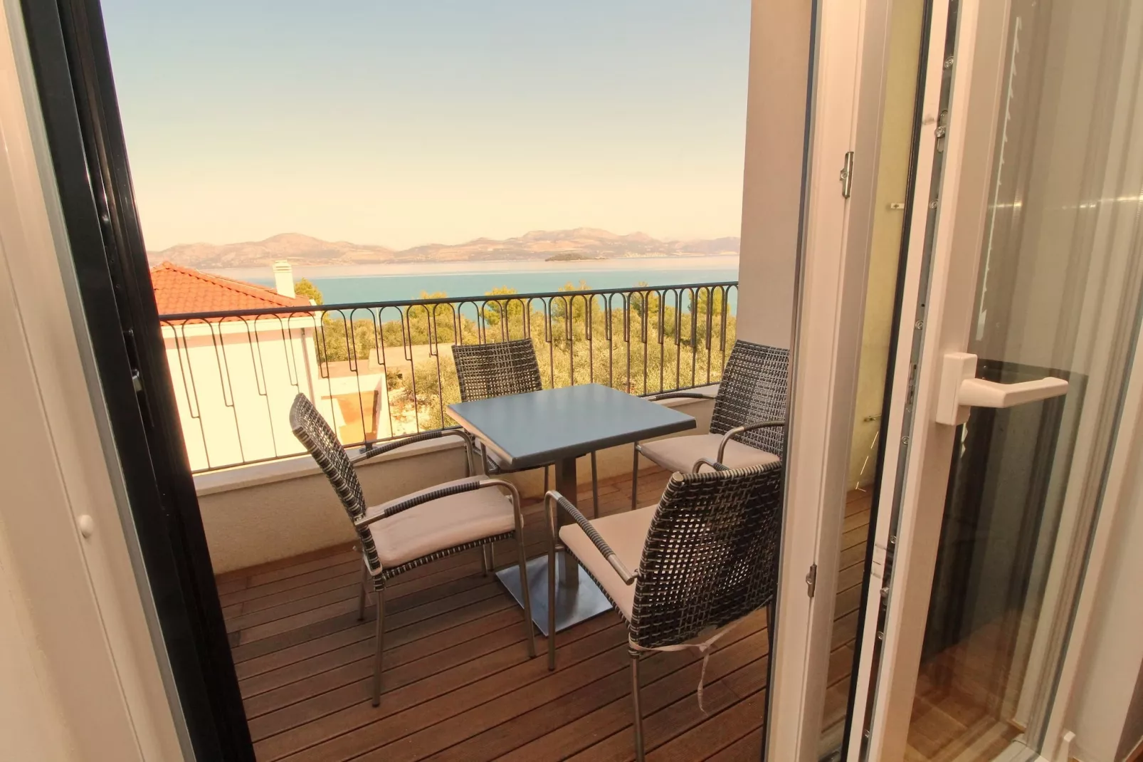Apartments Kula - Comfort One Bedroom Apartment with Balcony and Sea View-B3-Vue
