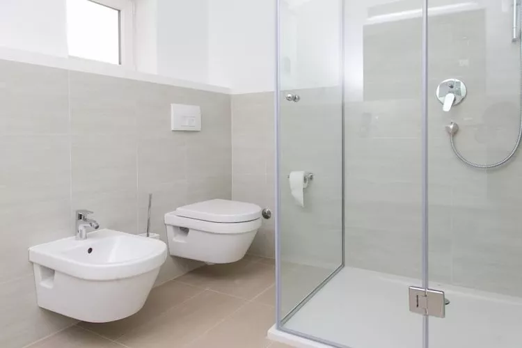 Apartments Kula - Three Bedroom Apartment with Balcony and Sea View-B5-Bathroom