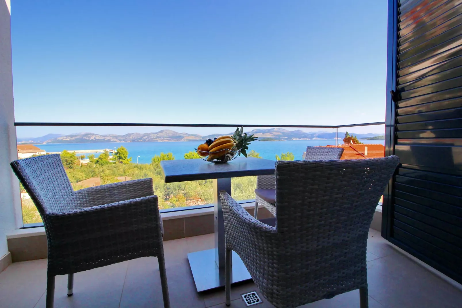 Apartments Kula - One Bedroom Apartment with Balcony and Sea View C3 - View