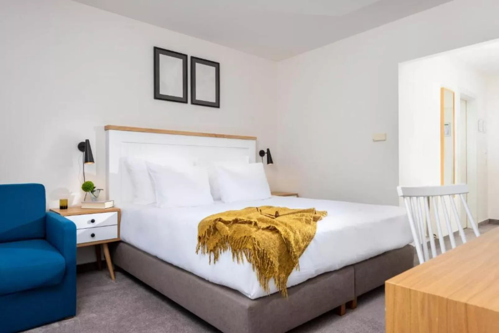 Marina Standard Double Room-Bedroom