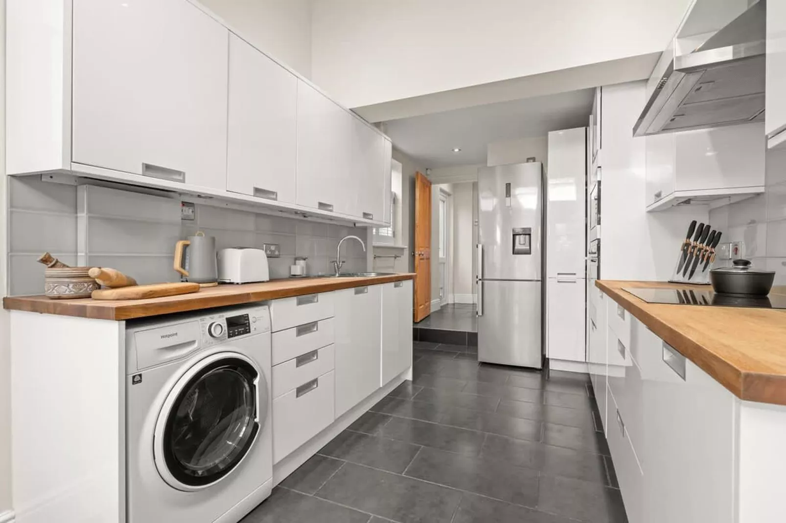 RG1 De Montfort Rd-Kitchen