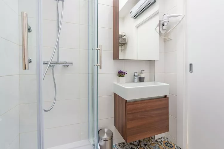 Apartments Arla Exclusive - Deluxe One Bedroom Apartment with Balcony and Sea View-Bathroom