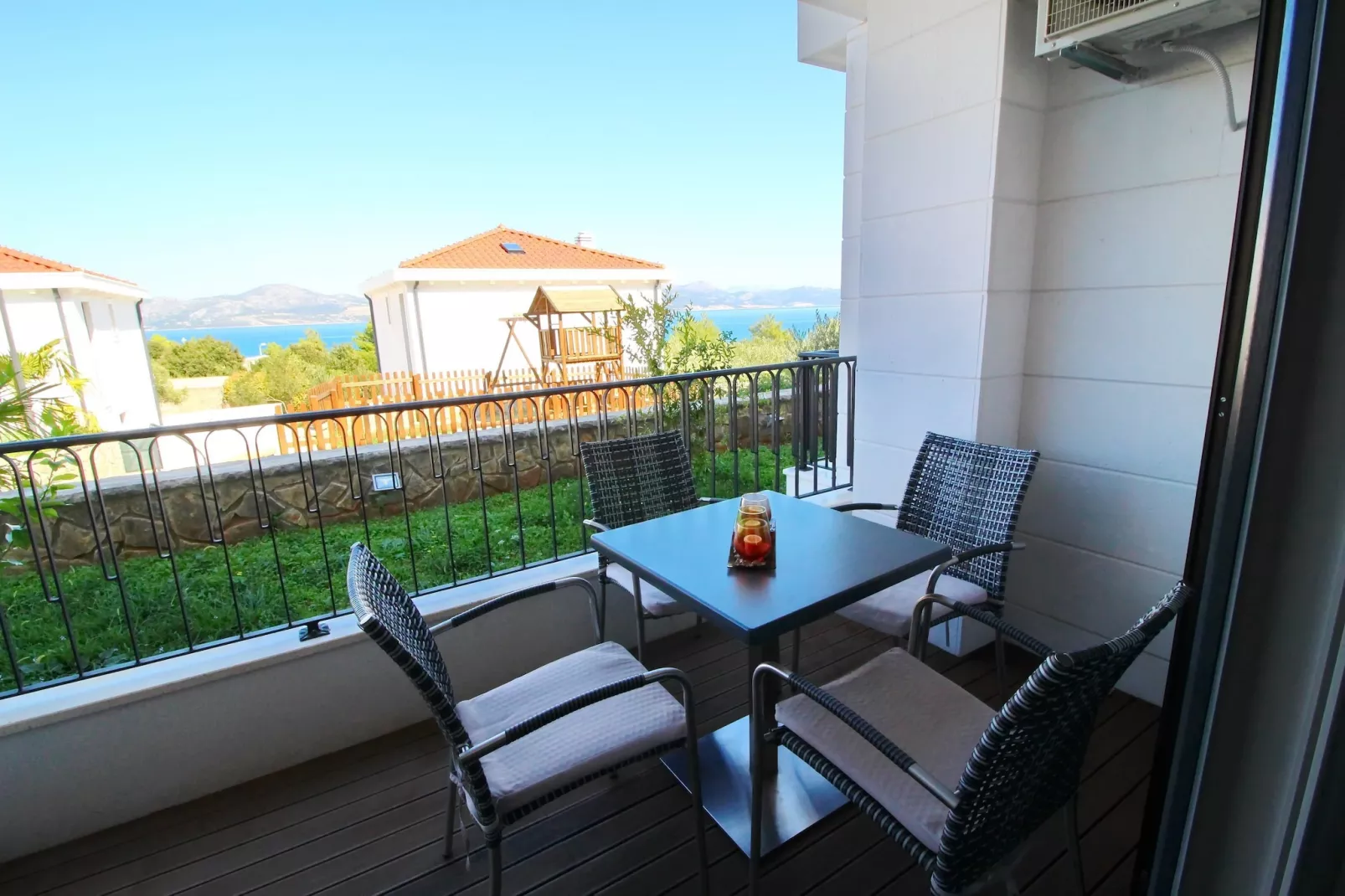 Apartments Kula - One-Bedroom Apartment with Terrace and Sea View-A2-View