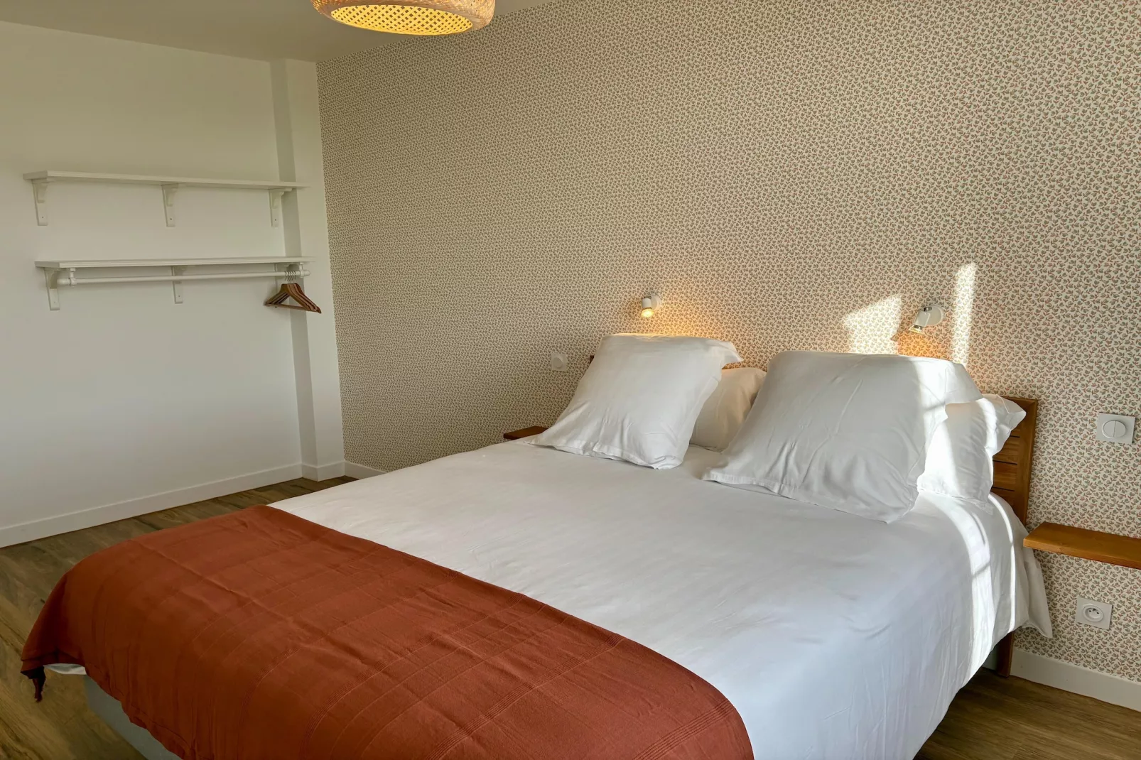 Joli gîte à Corseul-Schlafzimmer