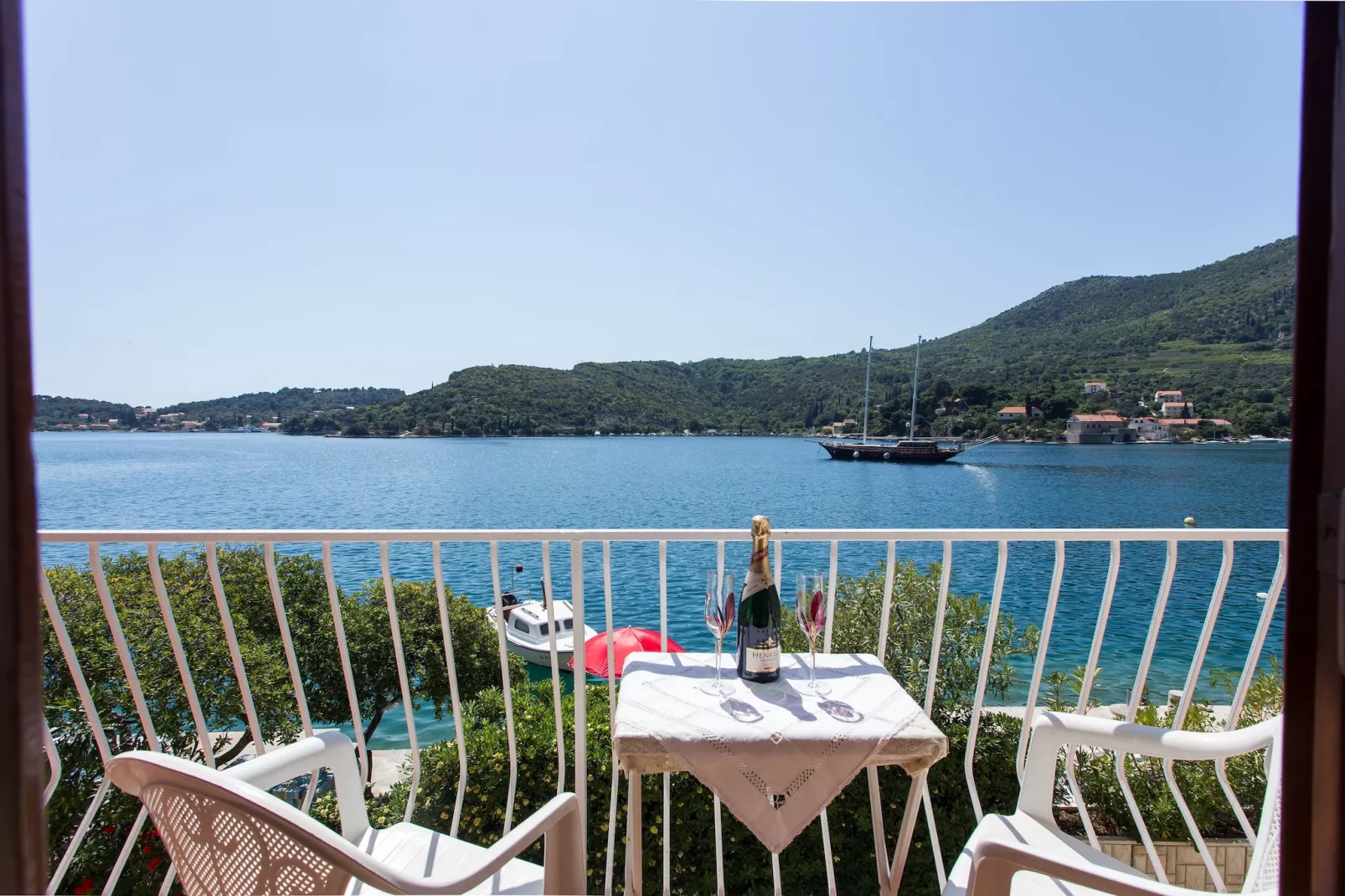 Villa Malfi - One-Bedroom Apartment with Sea View (A5)-Terrace balcony
