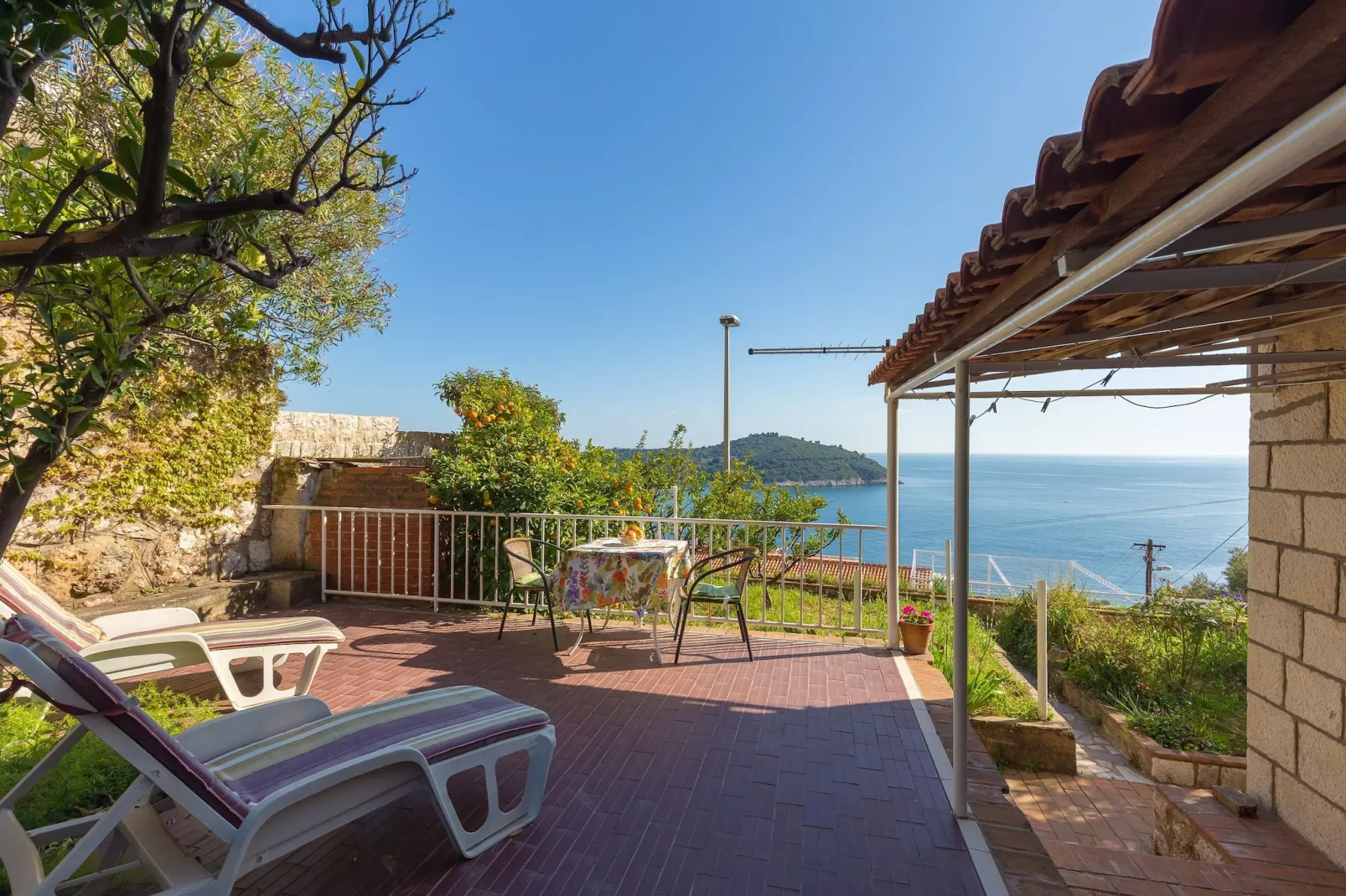 Ploče Apartments - One Bedroom Apartment with Terrace and Sea View - Petra Krešimira IV 27-Terrasse